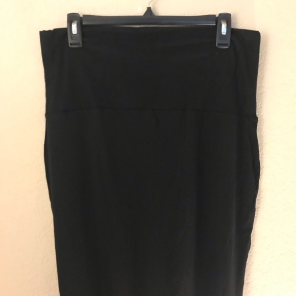 Old Navy Maternity Black Knit Pencil Skirt - Picture 4 of 5